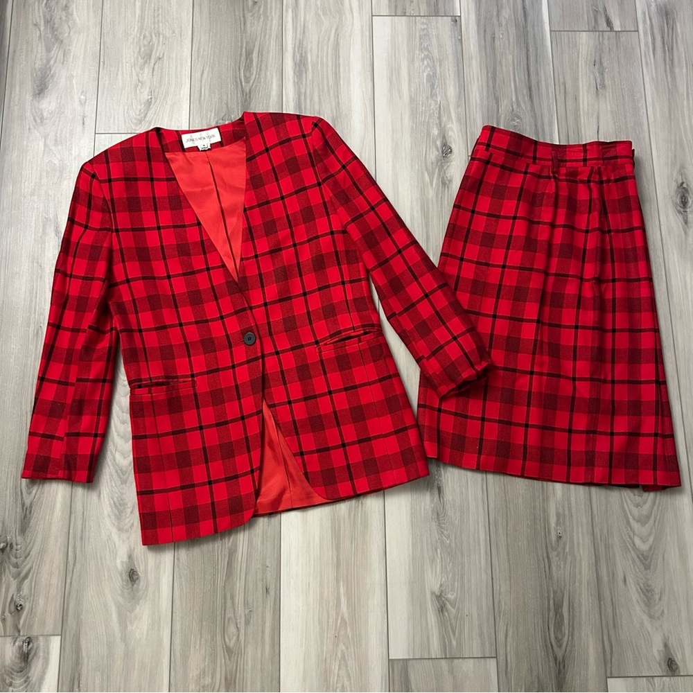 Vintage Jones New York Red Plaid 2 Piece Skirt Jacket Made In USA Size 4 EUC